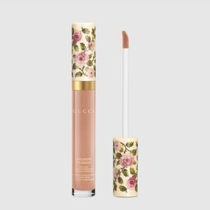 NEW Gucci Concealer with Floral Design...Medium..33C